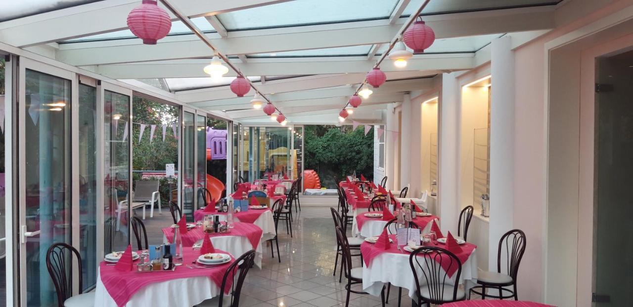 Hotel Felix Rimini Exterior photo