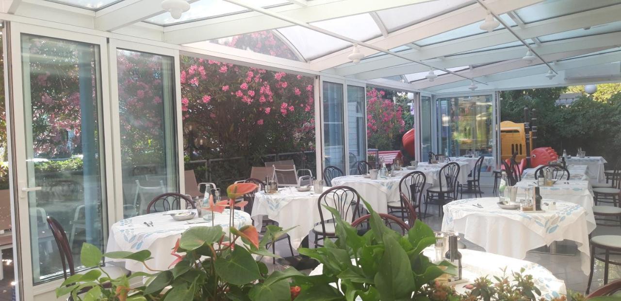 Hotel Felix Rimini Exterior photo