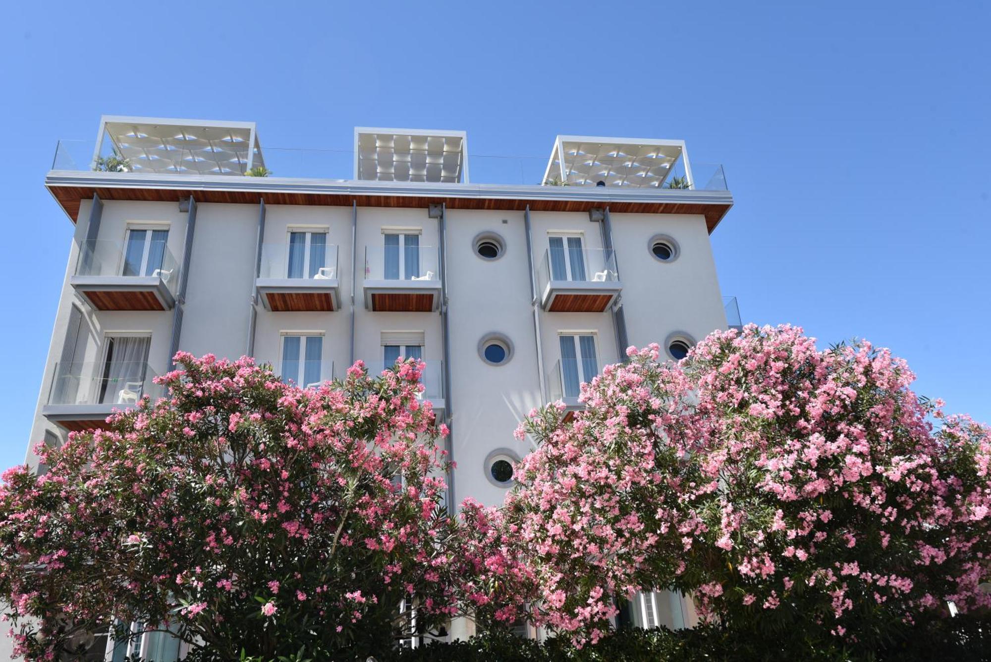 Hotel Felix Rimini Exterior photo